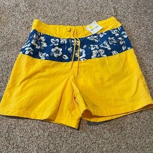 Men’s Swim Shorts size xl